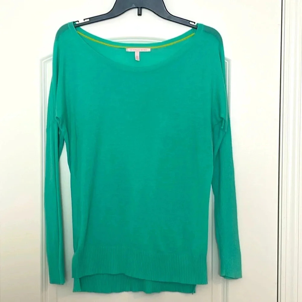 Victoria's Secret Green Crewneck Sweater Size S